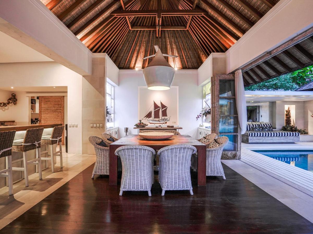 Villa Jajaliluna Seminyak Exteriör bild