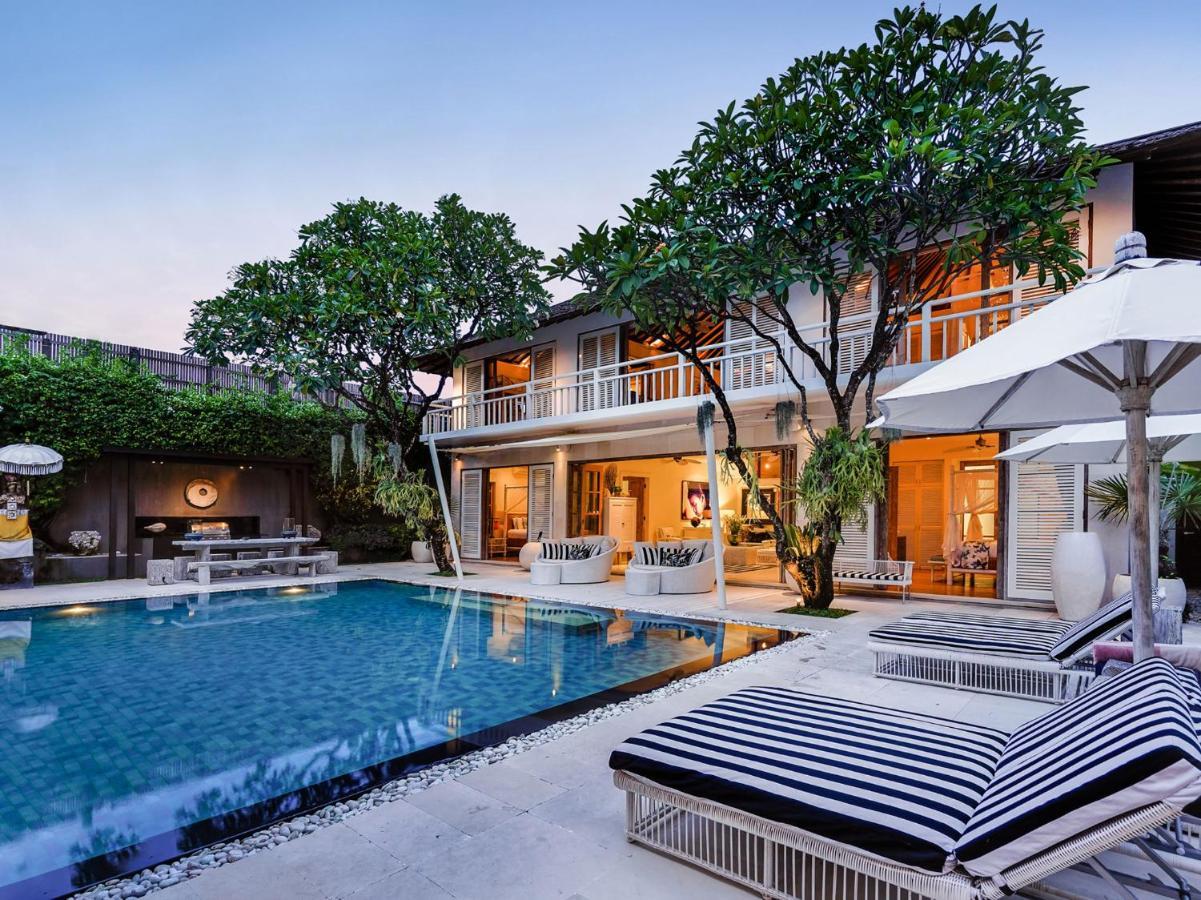 Villa Jajaliluna Seminyak Exteriör bild